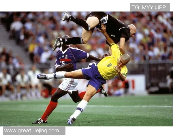 麦卡利斯特的传奇之路：从草根球员到世界足球巨星的成长历程